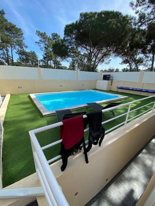 Cozy Surf House Villa Charneca  Buitenkant foto